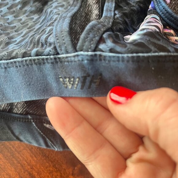 Wear it to Heart X Peloton Womens Racerback Sports Bra With Colorful Geometric P - Picture 4 of 4